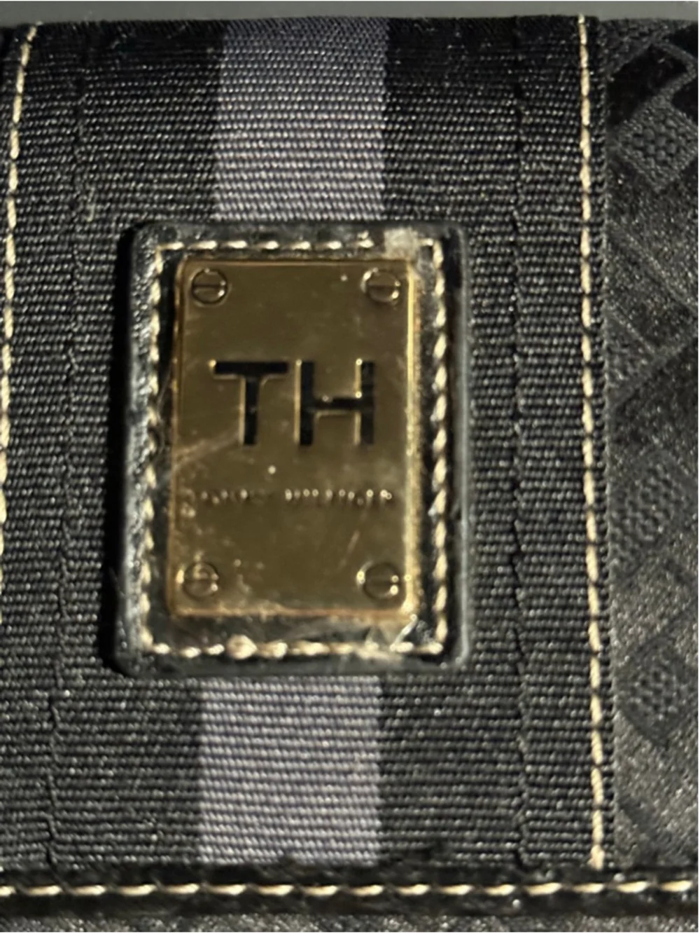 Tommy Hilfiger Black & Gray Monogram Wallet One Size